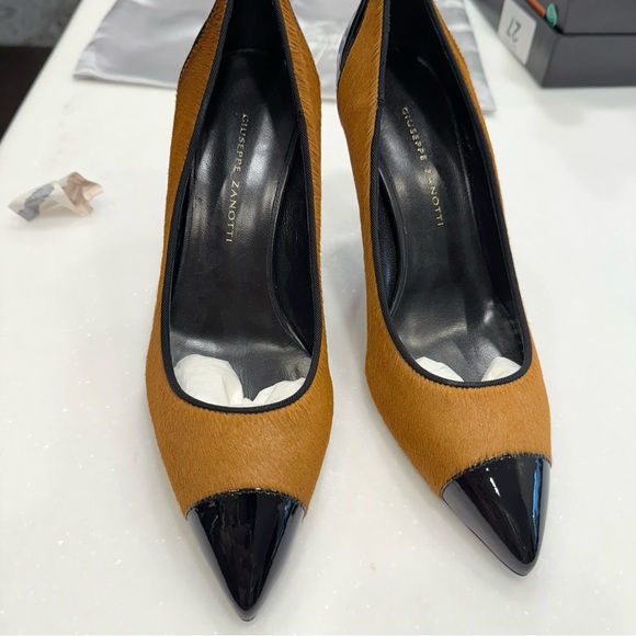 Giuseppe Zanotti Italy Heels Camel Pony Hair W/ Black Patent Toe Sz US 5  NIB - Picture 6 of 15